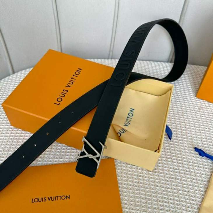 Picture of Louis Vuitton Belts _SKUfw162253693fw